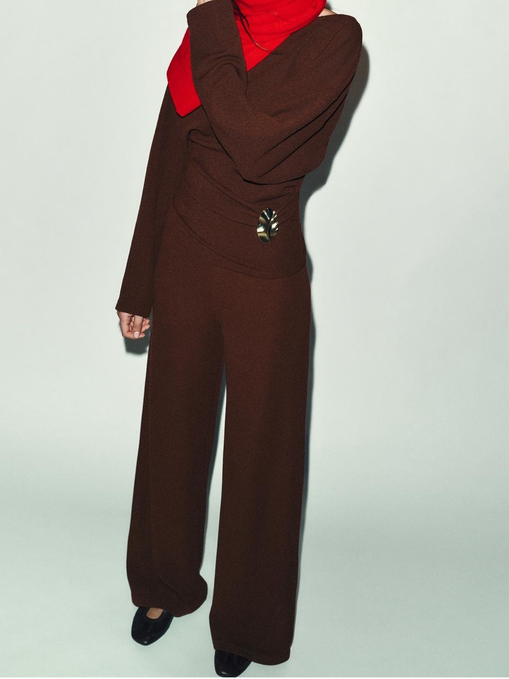 Zara NWT 2 piece SET Brown Wide-Leg Knit Pants  & gold detail long sleeve top